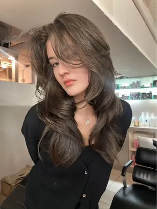 セミロング カラー ヘアセット🌷カラー 🌷似合わせmaoのヘアスタイル