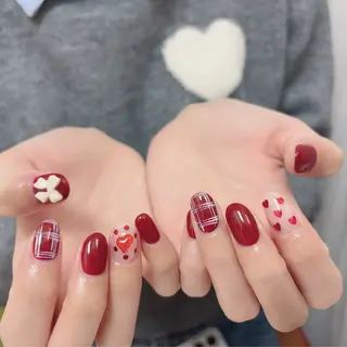 ネイル mano nella manoのネイルデザイン
