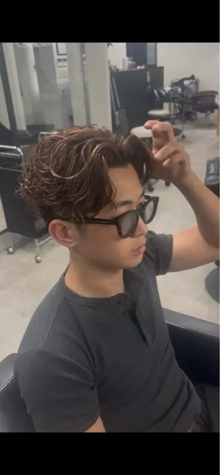 カラー パーマ メンズ eraアメ村店 ヒイロのヘアスタイル