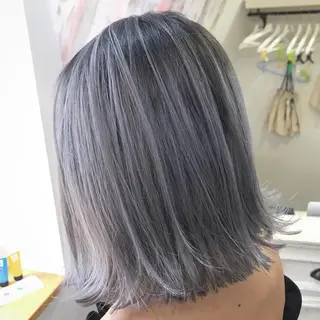 ミディアム カラー 艶髪🫧髪質改善 縮毛矯正✨影山湧市のヘアスタイル
