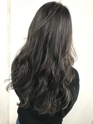 ロング カラー 若杉 諒のヘアスタイル