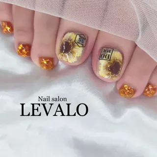 ネイル Nail salon LEVALOレヴァロのネイルデザイン