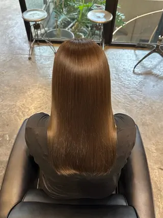 セミロング ami 🪷ワンカラーのヘアスタイル