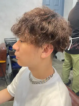 パーマ メンズ 【aini天王寺】 𝐚𝐢𝐫𝐢✂︎のヘアスタイル