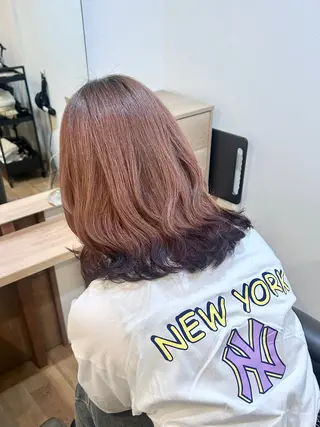 ミディアム カラー 岡田 杏奈のヘアスタイル