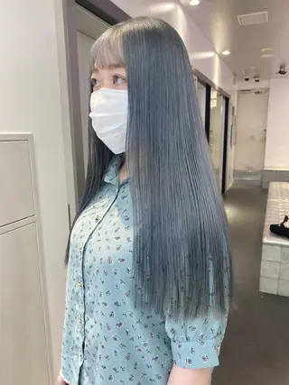 セミロング カラー ヘアアレンジ 🎨ハイトーン/ 切りっぱなし みつきのヘアスタイル