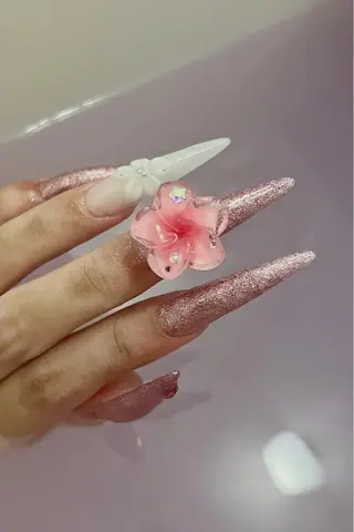ネイル BlueDaisy 栄本店のネイルデザイン