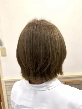 ショート 岡本 葵のヘアスタイル