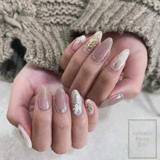 ネイル ネイルサロン Emmy  Zolaのネイルデザイン
