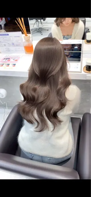 ロング 🌙レイヤー/透明感 髪質改善/宮田💫のヘアスタイル