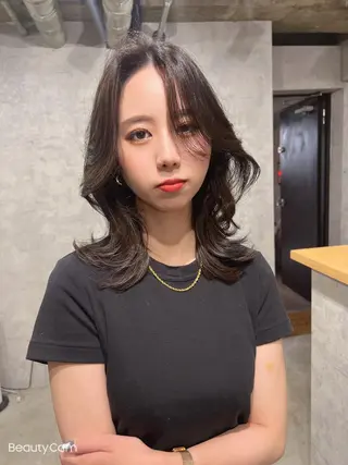ミディアム カラー パーマ ヘアアレンジ メンズ キッズ ネイル マツエク・マツパ アイブロウ レイヤー/顔周り 韓国ヘア森田和貴のヘアスタイル