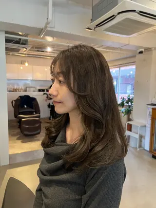 カラー 北見 桃夏のヘアスタイル