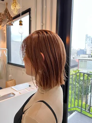 ミディアム カラー 松坂 真衣のヘアスタイル