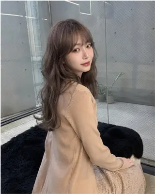 ロング pia 薬院のヘアスタイル