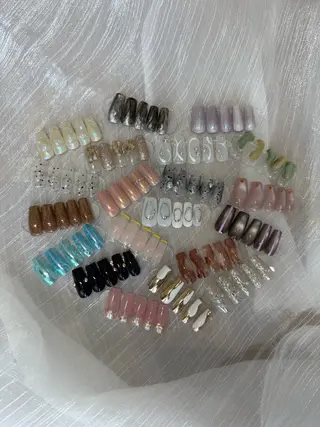 ネイル Color . Iwanoのネイルデザイン