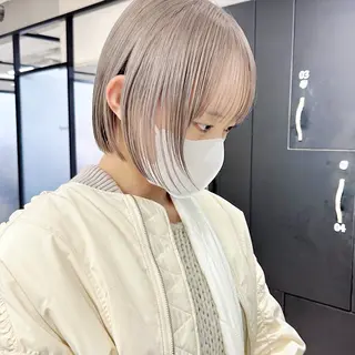 ショート カラー 井口 泰輝のヘアスタイル