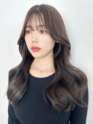 ロング カラー ITbyALBUM 浦和店のヘアスタイル