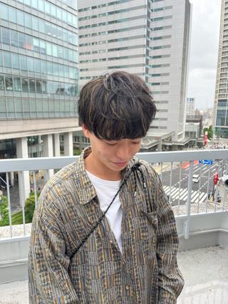 カラー メンズ 中目黒 akaneのヘアスタイル