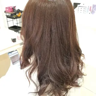 ロング カラー 山内 佐江子のヘアスタイル