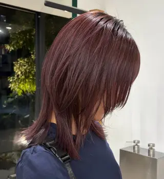 カラー ハッシュ🍒 ボルドーカラー愛希子のヘアスタイル