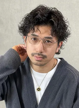 パーマ メンズ メンズ特化、Li'a パーマ縮毛、ANNAのヘアスタイル