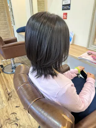 ミディアム 染矢 優希のヘアスタイル