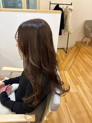 ロング カラー 大西 里佳のヘアスタイル