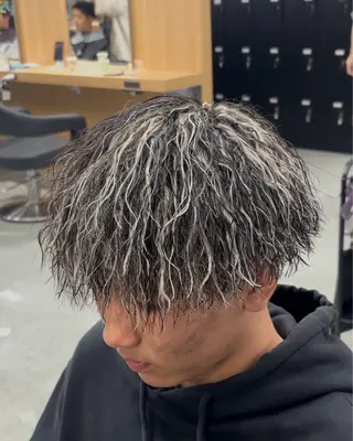 カラー パーマ メンズ メンズ特化⚡️パーマ テッタのヘアスタイル