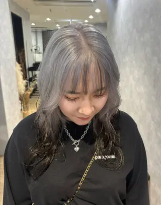ミディアム カラー 🌐NATSUMI 🌐【寒色カラー】のヘアスタイル