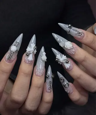 ネイル Lenie Nail Salonのネイルデザイン