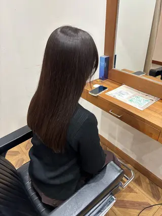 ロング 兼子莉彩 ／暗髪🤎／暖色🍒のヘアスタイル