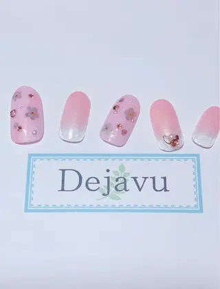 ネイル Nail salon Dejavu 🌿のネイルデザイン