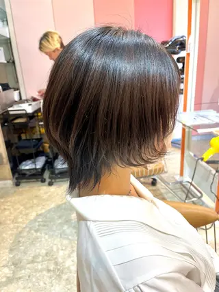 ミディアム うしだ かおるのヘアスタイル