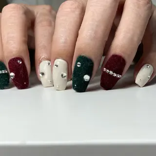 ネイル Legit nail salonのネイルデザイン