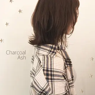 ミディアム カラー 市川 千夏のヘアスタイル