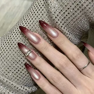 ネイル 🩷 Mio 🩷のネイルデザイン