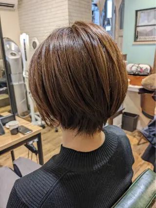 カラー 🫧艶カラー osawa🐳🫧のヘアスタイル