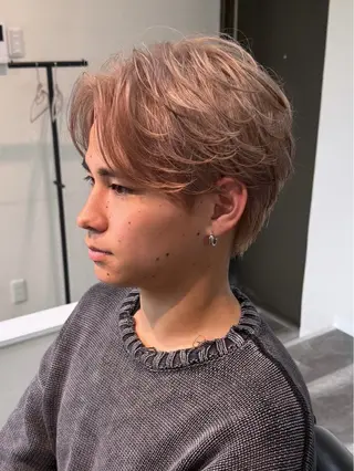カラー メンズ ハイトーン✨髪質 改善🌈🫧RYOのヘアスタイル