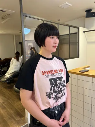 ショート 透明感カラー レイヤーカット りなのヘアスタイル
