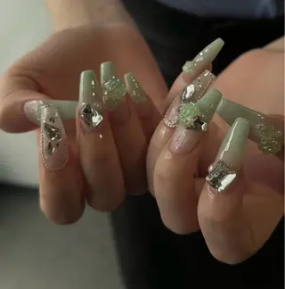 ネイル NiJi Nailsのネイルデザイン