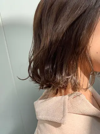 ミディアム カラー 明治神宮前 NANAMIのヘアスタイル