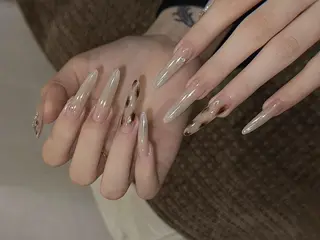 ネイル Shiki Sakai nailのネイルデザイン