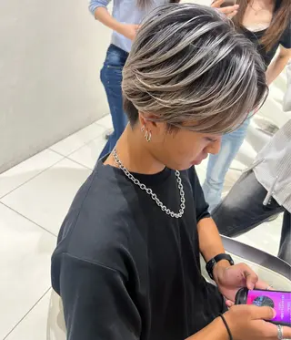 ショート 小池 夏美のヘアスタイル