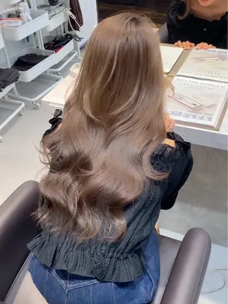 セミロング カラー 溝口 紫之のヘアスタイル