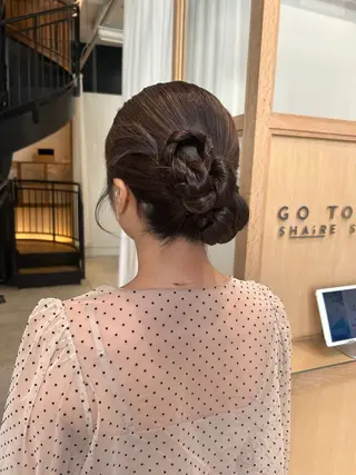 ロング カラー ヘアアレンジ yuka .のヘアスタイル