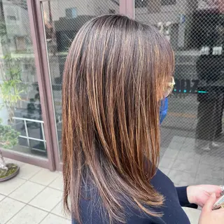 セミロング Glanz hair 坂牛匠のヘアスタイル