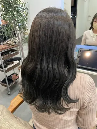 セミロング カラー 似合わせスタイル🪮 🌿まなべさとみ🌿のヘアスタイル