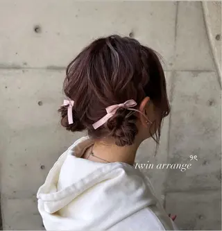 セミロング ヘアアレンジ moe🎀 透明感♡似合わせのヘアスタイル