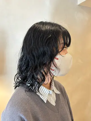 ミディアム パーマ シンバヒナノ/パーマ レイヤー/髪質改善のヘアスタイル
