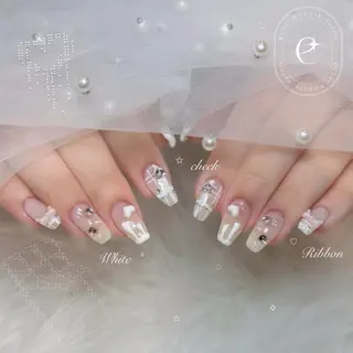 ネイル eclat Kaedeのネイルデザイン